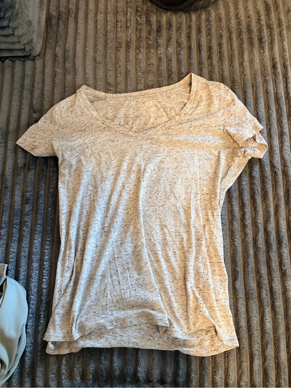 PINK Victoria's Secret Light Heather Gray V-Neck Tee
